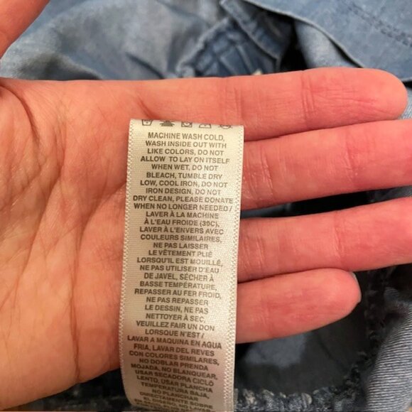 Levi's Baby Girl Toddler Blue Chambray Pinafore Jumper Dress Heart 18 Months - Picture 11 of 11